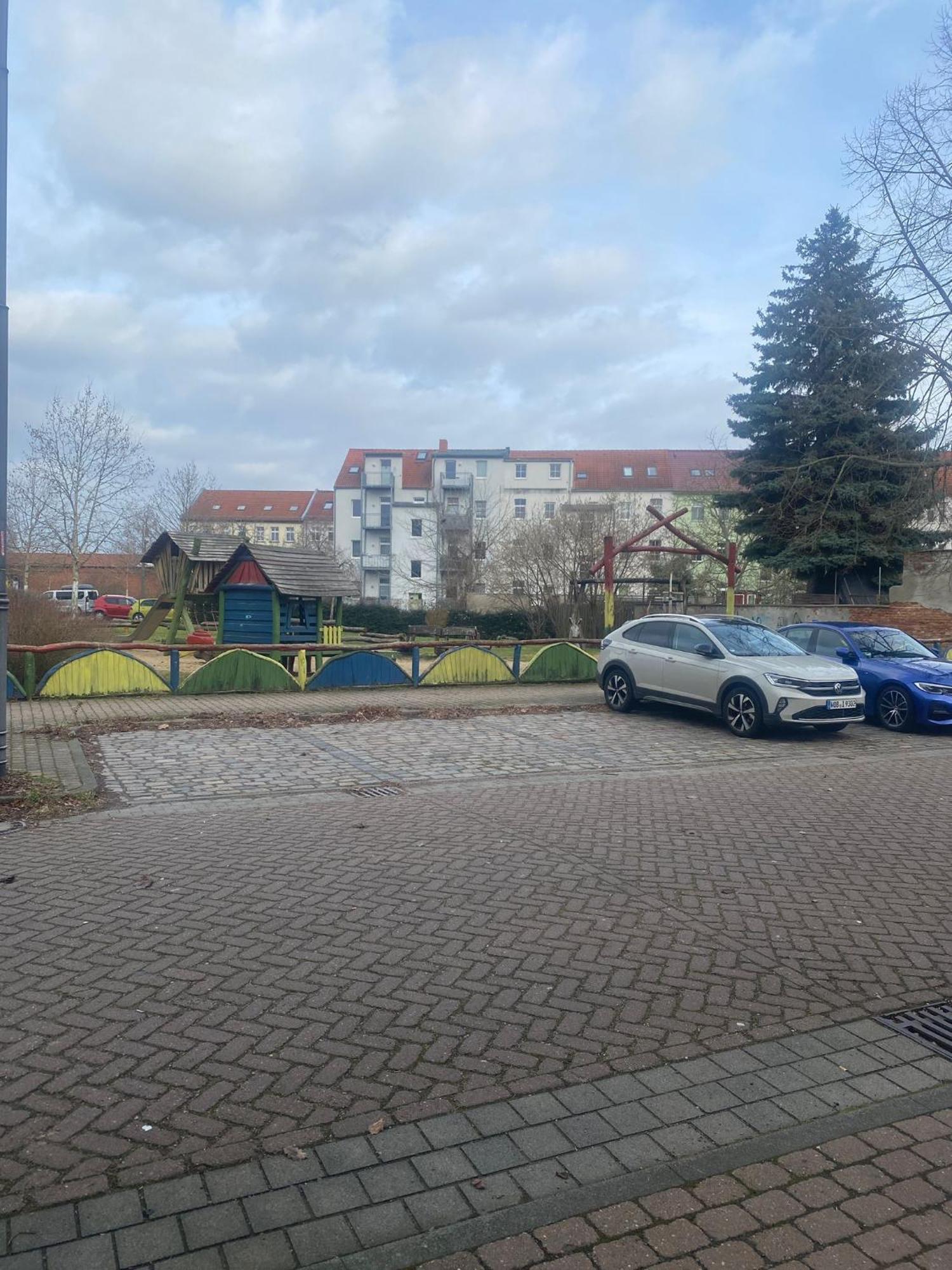 Fewo "Franzi" 5 Personen, Zentrale Lage, Parkplatz Dessau-Rosslau Екстер'єр фото