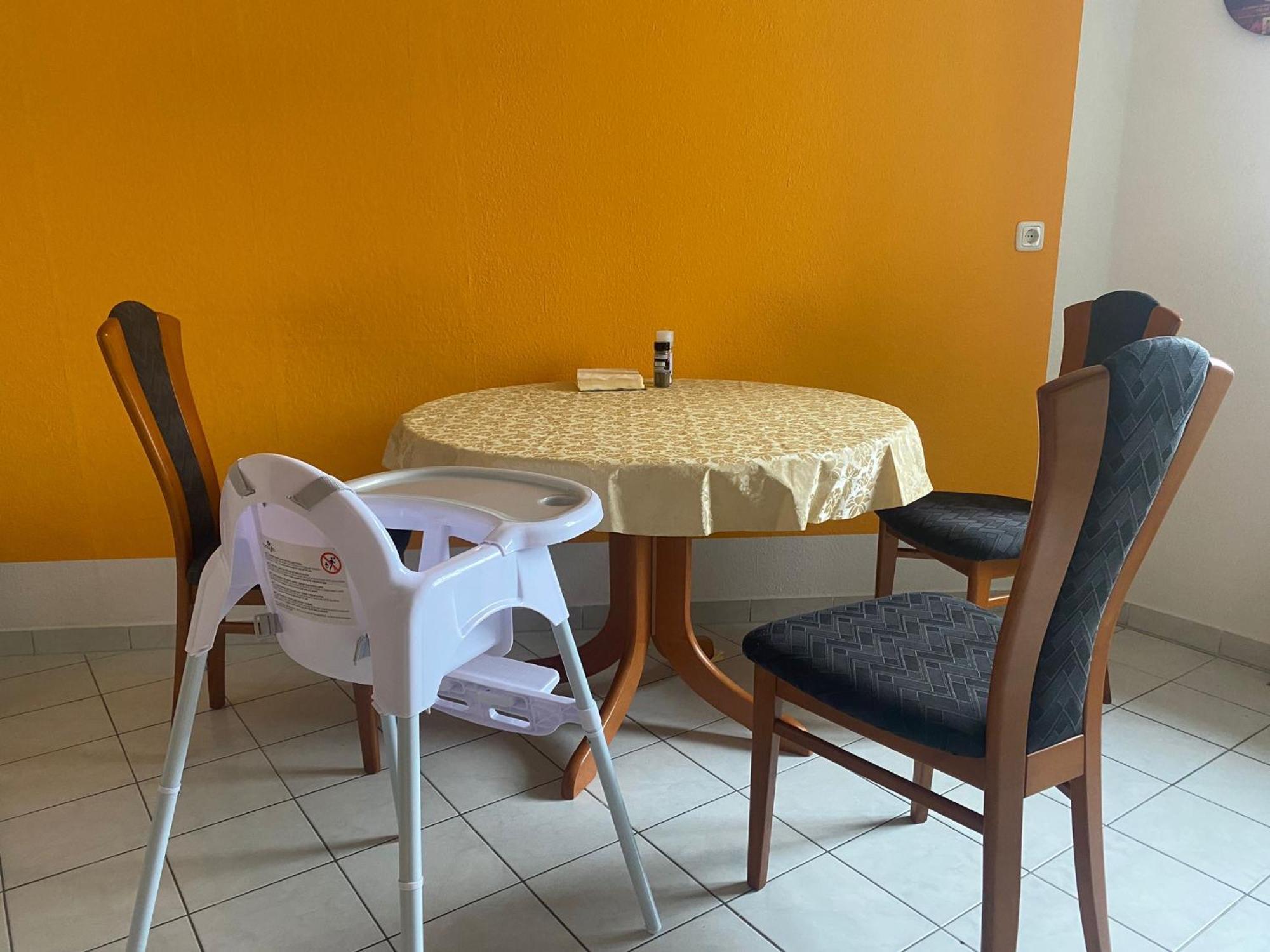 Fewo "Franzi" 5 Personen, Zentrale Lage, Parkplatz Dessau-Rosslau Екстер'єр фото